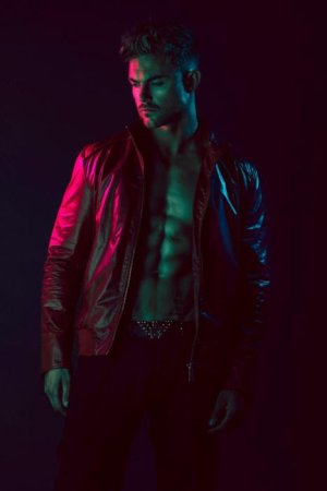 jordan-steele-homotography-specular-08.jpg