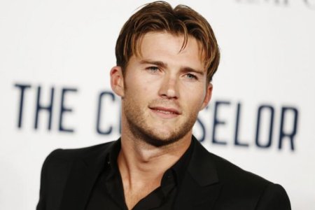 760046-scott-eastwood.jpg