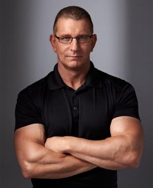 427_1michel_leroy_robert_irvine_2012.jpg