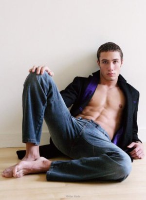 Frankie by Walter Kurtz.jpg