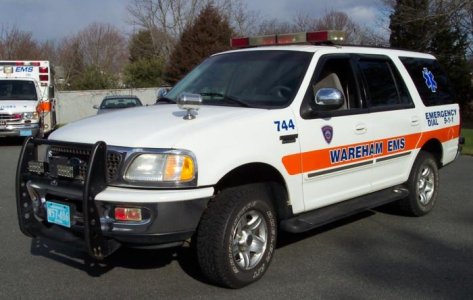 Wareham_EMS_Car_744.jpg
