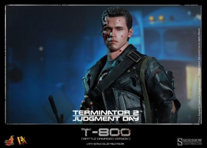 Hot-Toys-T2-DX-T-800-Battle-Damaged-Version_PR15.jpg