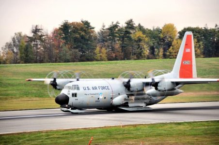 139th_Airlift_Squadron_-_Lockheed_LC-130H_Hercules_93-1096.jpg