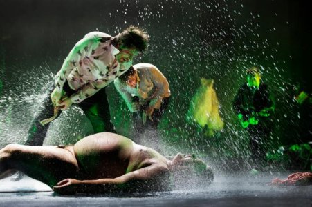 Ro Theater_Vreugdetranen_Leo van Velzen_0078.jpg