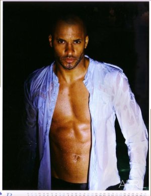 Ricky Whittle.jpg