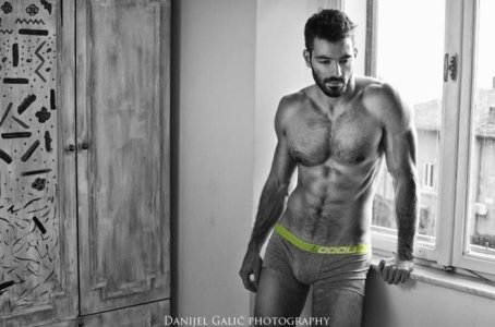 Sebastian Mendikovi tumblr_mh363gVIC11qhv5sho1_1280.jpg