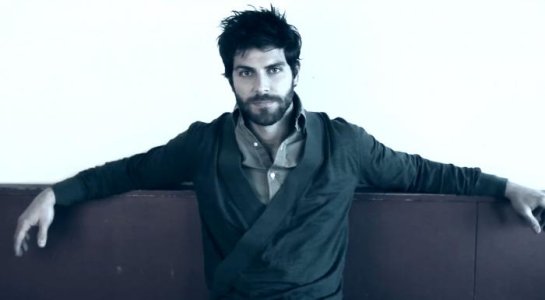 David-Giuntoli-image-david-giuntoli-36098303-1270-700.jpg