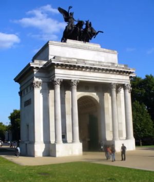 wellington-arch1.jpg