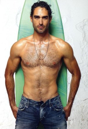 Sergio-Muniz-By- Orlando-Salmeri-Vanity-Fair-Italia-04.08.2010-01.jpg