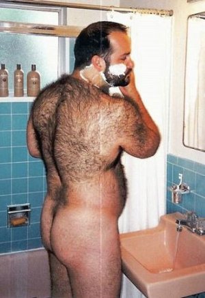 bear solo butt09.jpg