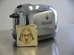 Cylon-toaster-and-toast.jpg