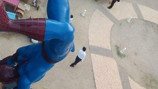 spiderman-ereccion3--644x362.jpg