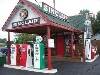 Sinclair_Gas-Station-320x240.jpg