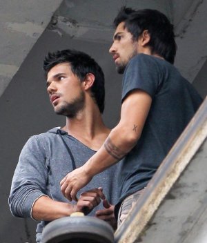 taylor-lautner.jpg