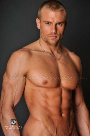 140428 Tony Dean.jpg