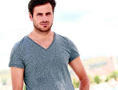 stjepan grey vneck.jpg
