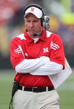 Bo+Pelini+Nebraska+v+Washington+ZqT-PtiTJ50l.jpg