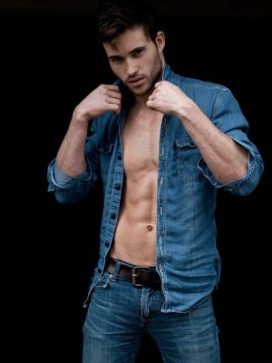 Arthur Keller _portrait.jpg