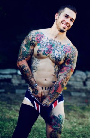 alex_minsky_penis.jpg