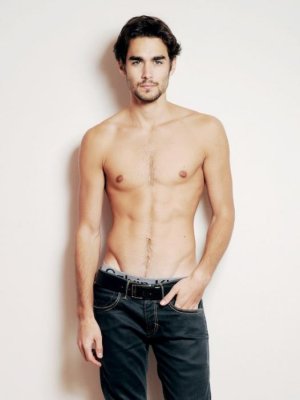 Nicolas Simoes tumblr_mi90o0czkE1qg22hlo1_1280.jpg