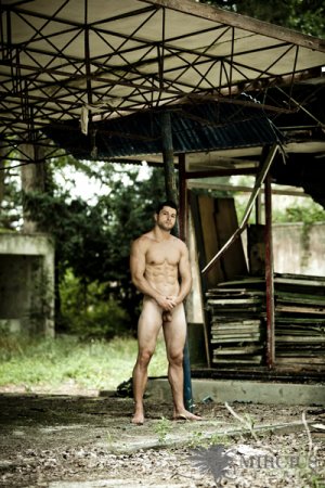 Adrian Adi IMG_6905%20copy.jpg