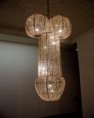 unique-huge-crystal-chandelier-design.jpg