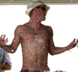Prince Harry-shirtless-wet.jpg
