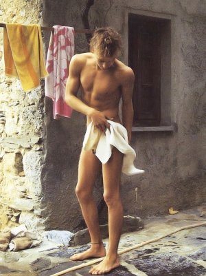 150127 tumblr_ngyx6fNTLt1rh0gl1o1_500.jpg