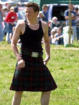 Kilt man cute.jpg