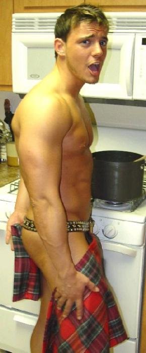 Kitchen kilt.jpg
