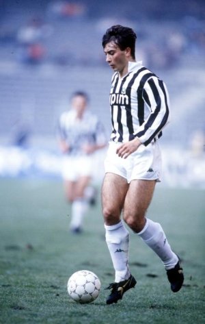 PierluigiCassighari_Juventus1990.jpg