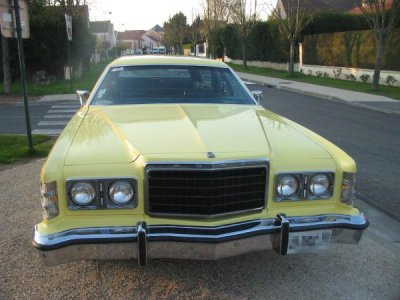 1975Ford_LTD_Wagon.jpg