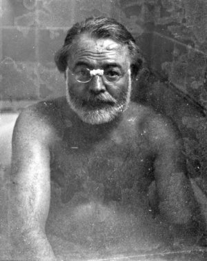 ErnestHemmingway01.jpg