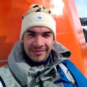 louis-smith-ski-slopes-snowbombing.jpg
