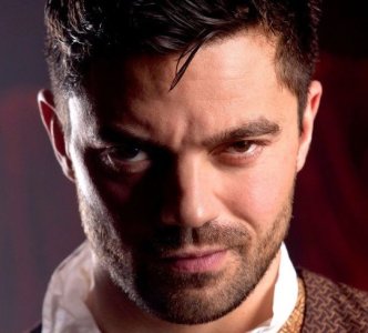 landscape-1454061775-showbiz-dominic-cooper-the-libtertine-02.jpg