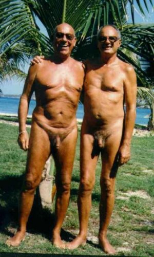 couple4703138741_2249acfa4f_b copy.jpg