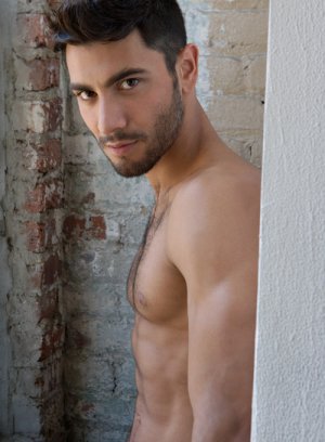 David tumblr_mq21er46yI1r7y6h8o1_500.jpg