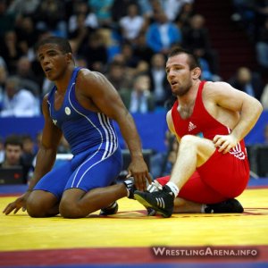 Moscow_WFreestyle_Wrestling_Championship2010_Shapiye.jpg Moscow_WFreestyle_Wrestling_Championship2010_Shapiye.jpg