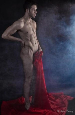 Jordan Briwa Bn8kUPICIAIXQZ2.jpg