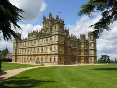 highclere_castle_today.jpg