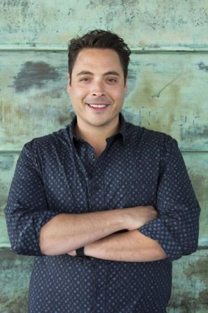 Jeff-Mauro.jpg Jeff-Mauro.jpg
