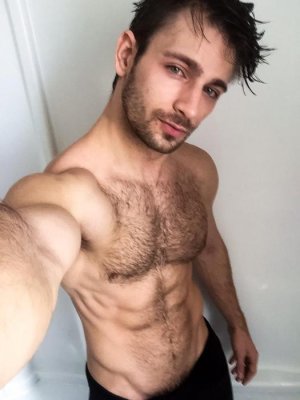 Derek Yates CA3_z_3UUAAsnsR.jpg