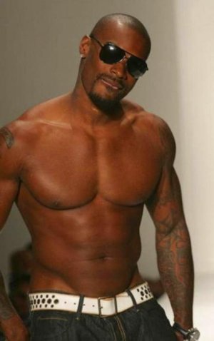 tyson-beckford-15.jpg