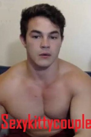 Sexykittycouple.jpg