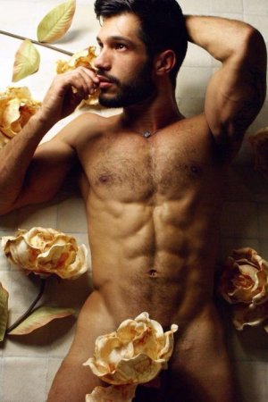 Diego-Altino-Hot-Macho-Burbujas-De-Deseo-06.jpg