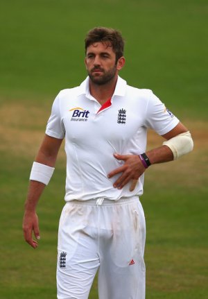 Liam+Plunkett+England+Lions+v+Australia+Tour+q0QVy99PiRyl.jpg