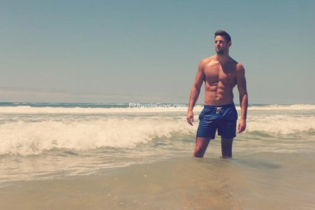 Tony tumblr_ne5c7eK0po1ss7kfco1_1280.jpg