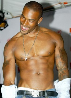 550w_tyson_beckford_1.jpg