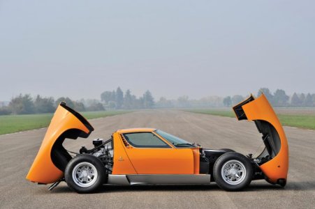 Lamborghini-Miura-SV-8.jpg