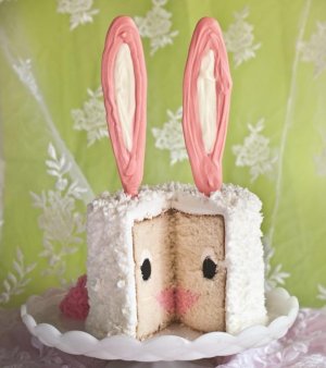 2Bunny-Cake.jpg